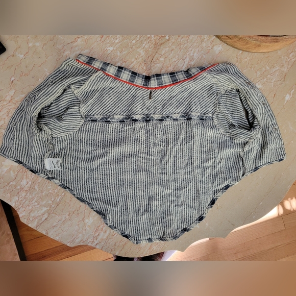 Blue Plaid Dog Flannel - Picture 3 of 4